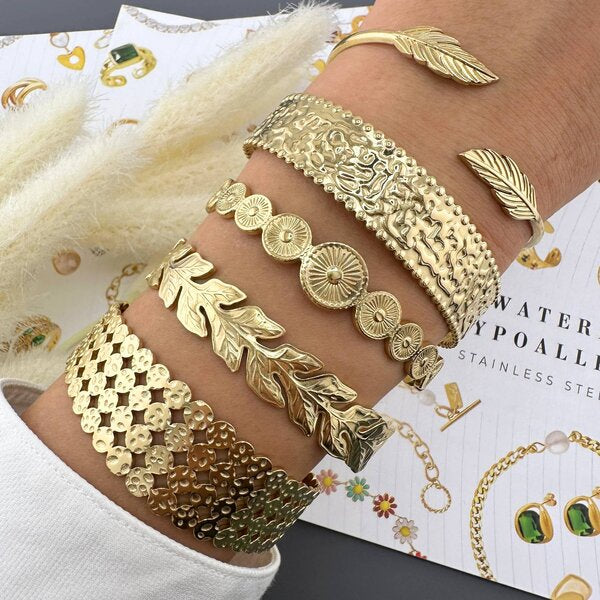 Two Leaves Gold Bracelet 18K Gold Plated Steel Tarnish-free