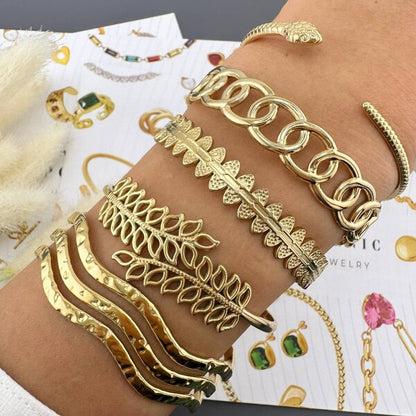 Golden Leaves Cuff Bracelet 18K Gold Plated Steel Tarnish-free